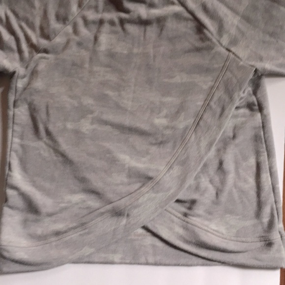 COPY - Athleta girl sweatshirt - Picture 4 of 6